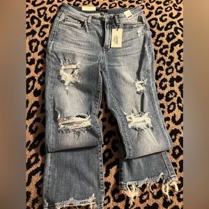 Judy Blue NWT The O'Hara Destroyed Straight Jeans